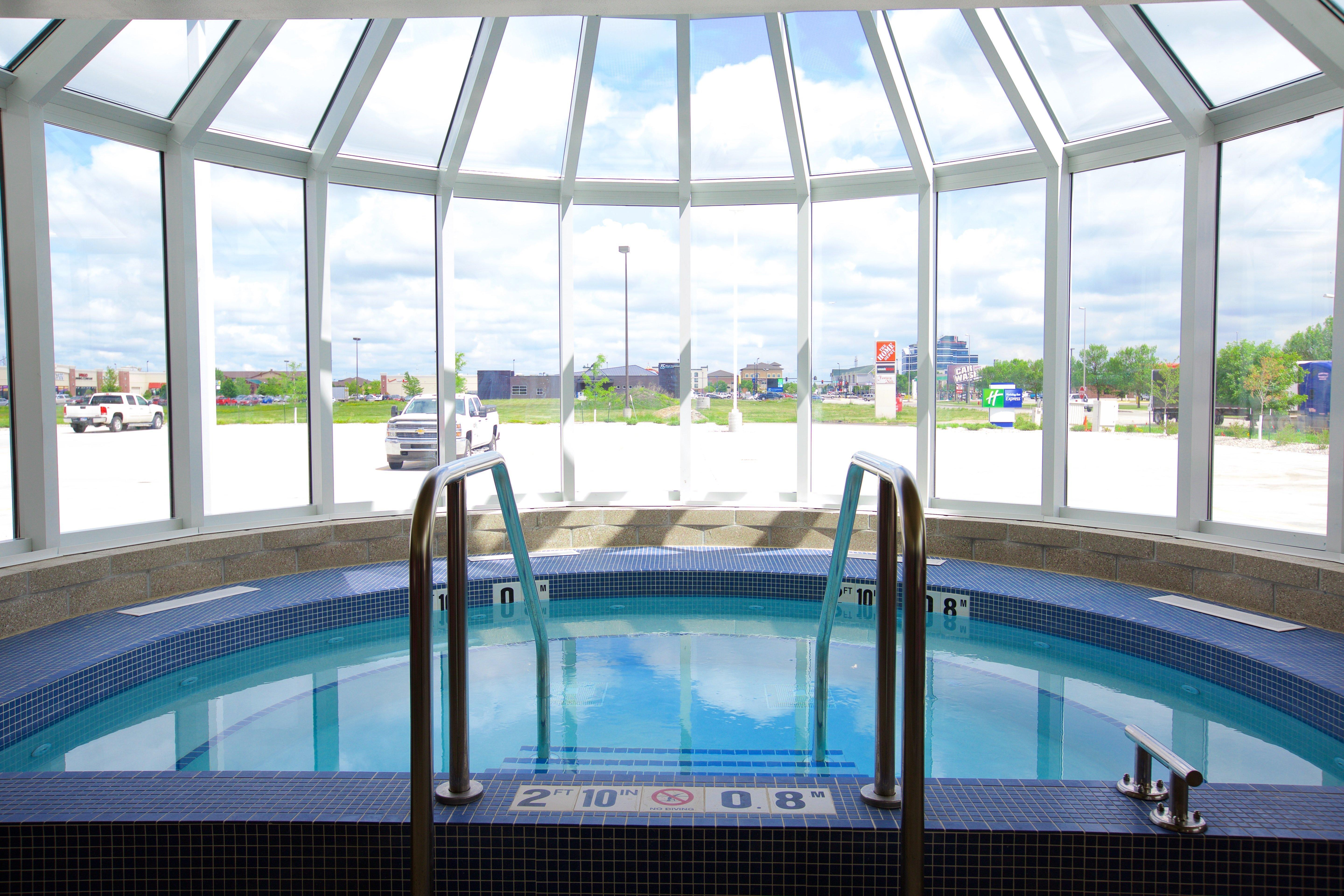 Holiday Inn Express Fargo Sw I94 Medical Center, An Ihg Hotel Luaran gambar